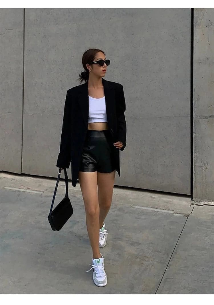 Neva Hu Black Oversized Korean-Style Blazer