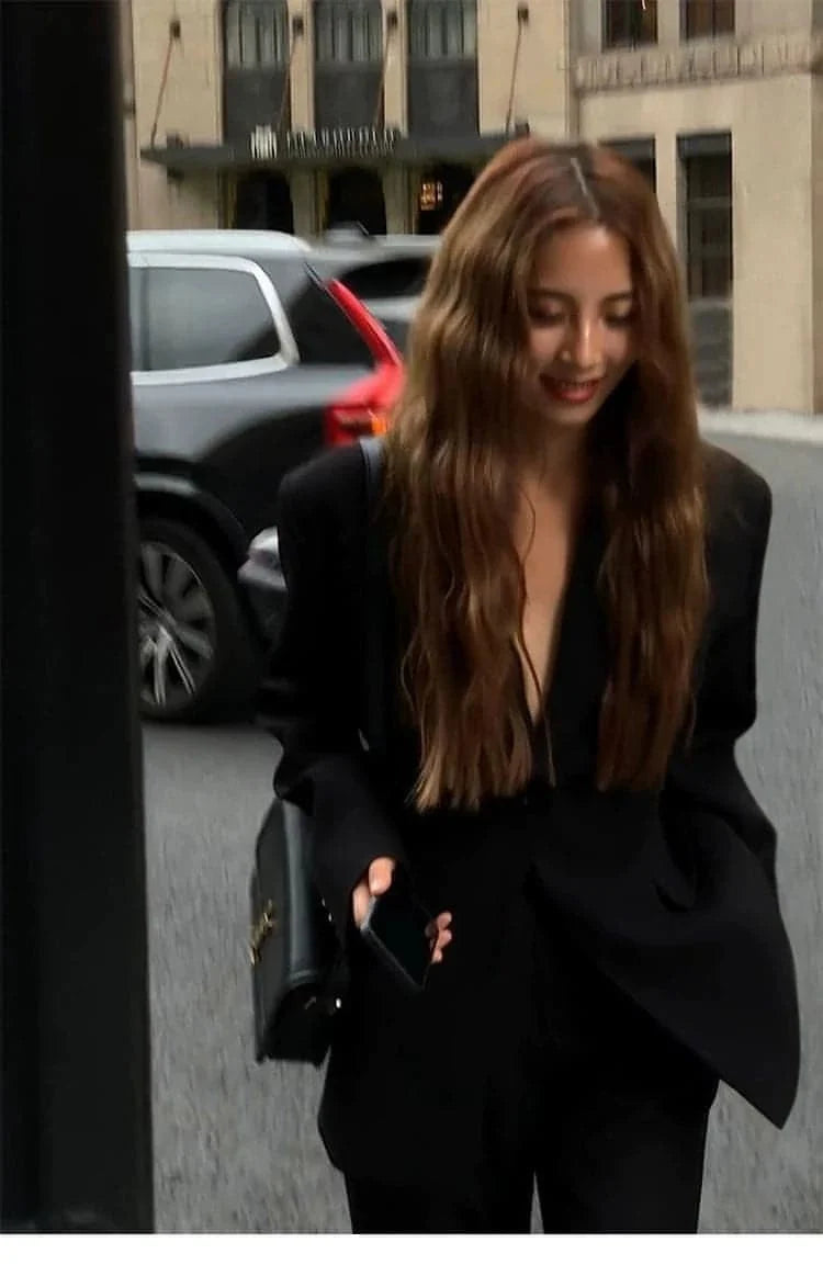 Black Designer Jacket: Slimming And Casual, Fall Collection