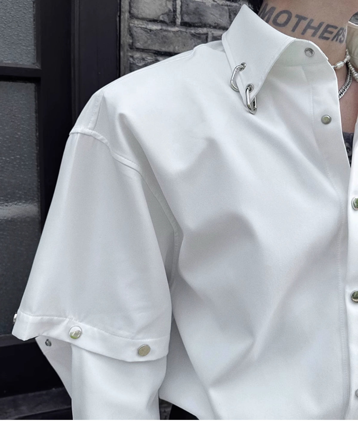 Detachable Sleeve Shirt