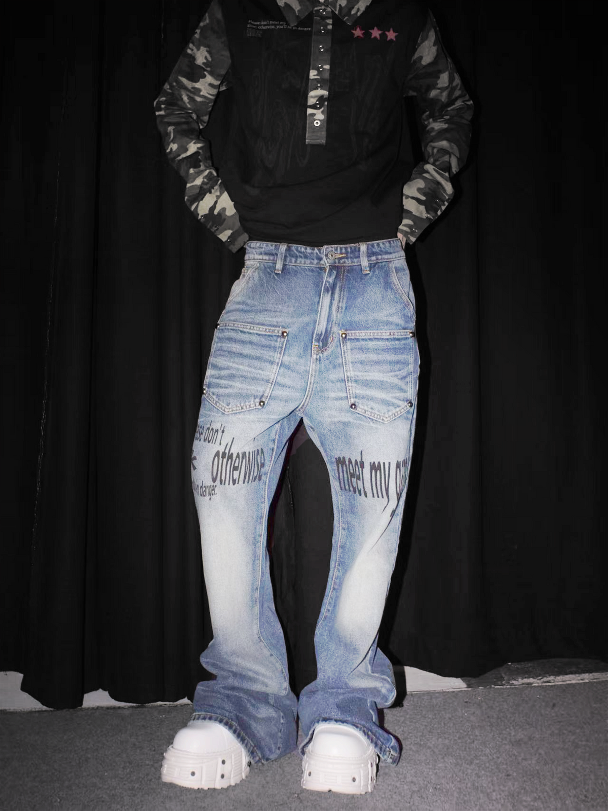 Gaze Trigger Slogan Flare Jeans