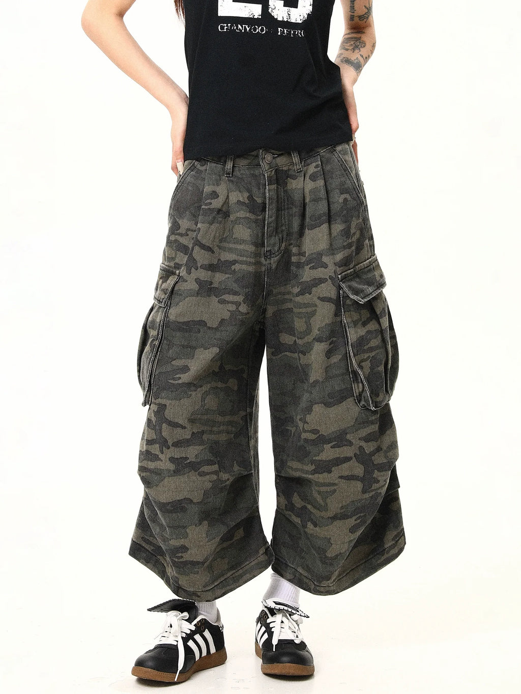 Baggy Camouflage Cargo Pants