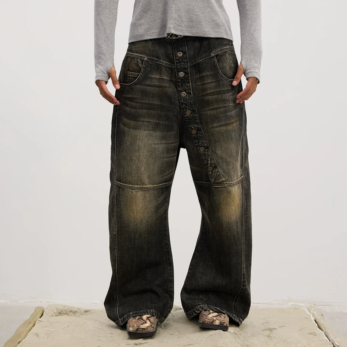 Asymmetric Button Wide-Leg Jeans