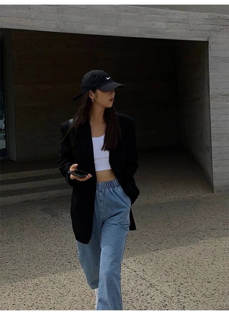 Neva Hu Black Oversized Korean-Style Blazer
