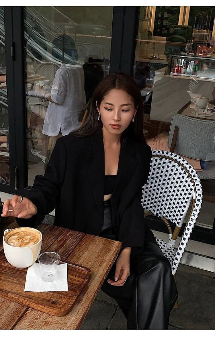 Neva Hu Black Oversized Korean-Style Blazer