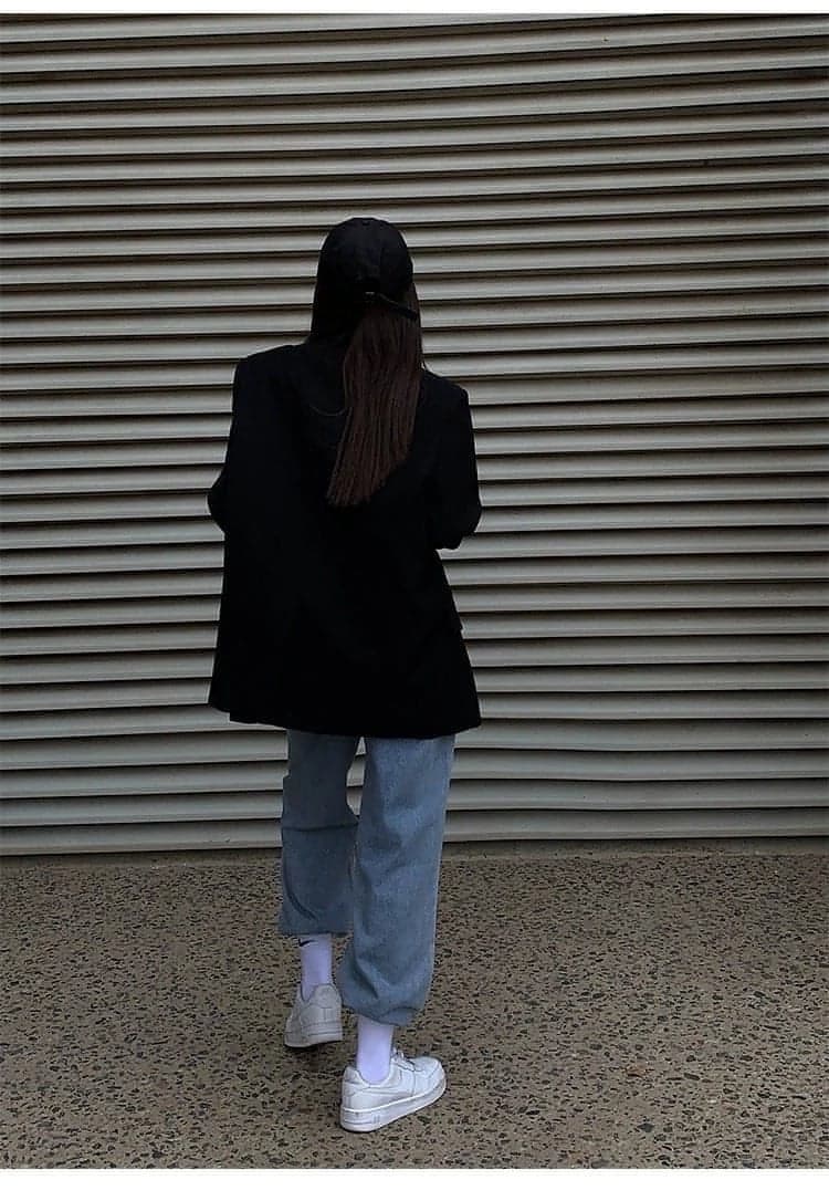 Neva Hu Black Oversized Korean-Style Blazer