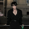 Detachable Sleeve Shirt