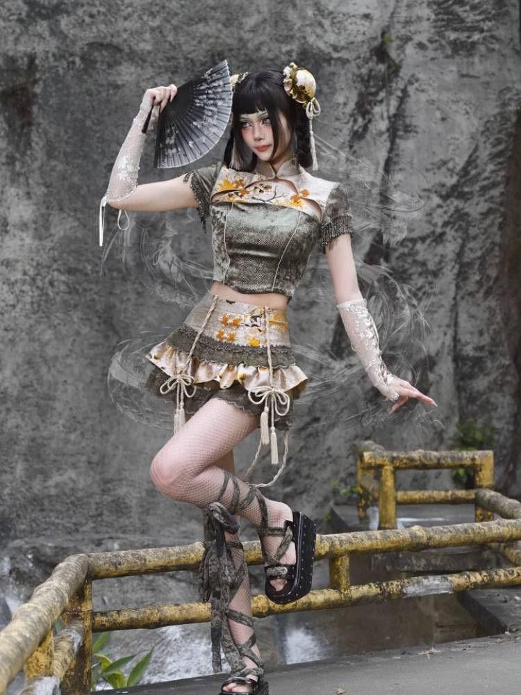BLOOD SUPPLY Floral Lace Rope-Detail Lolita Mini Skirt