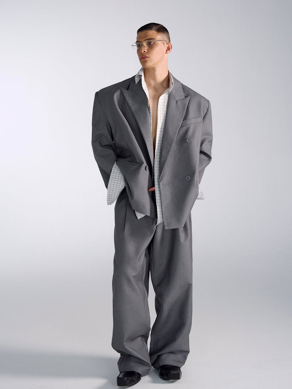 Oversized Modern Grey Jacket and Pants Setup