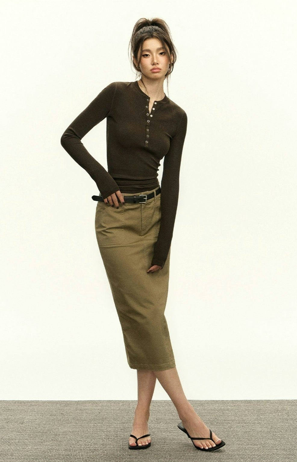 Ribbed Henley Crew Neck Crop Top