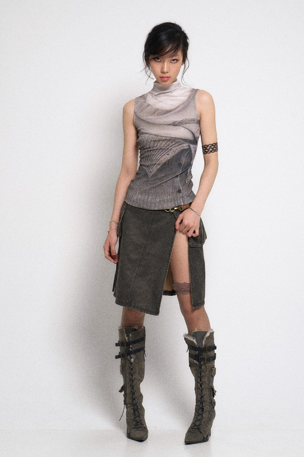 Gothic Mini Skirt with Zipper Details